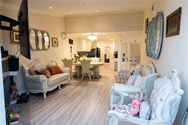 37630 12th Street E, Palmdale, CA 93550