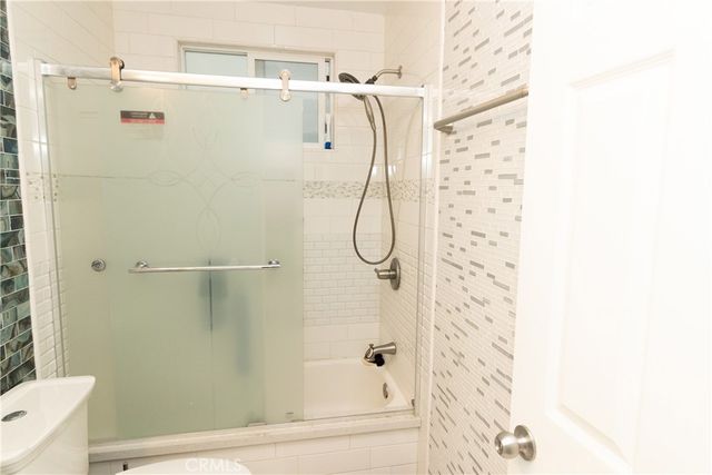 37630 12th Street E, Palmdale, CA 93550