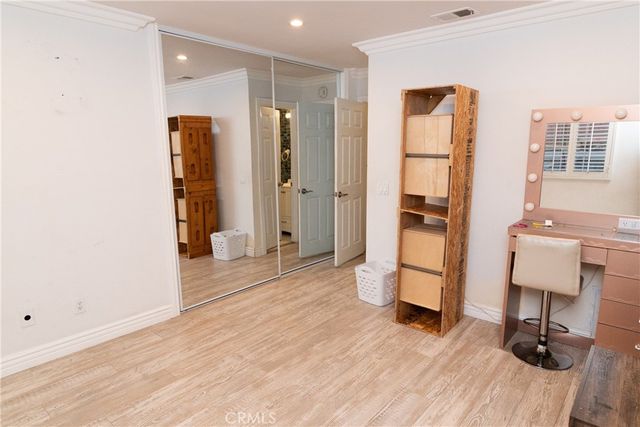 37630 12th Street E, Palmdale, CA 93550