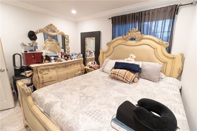 37630 12th Street E, Palmdale, CA 93550