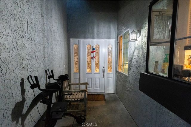 37630 12th Street E, Palmdale, CA 93550