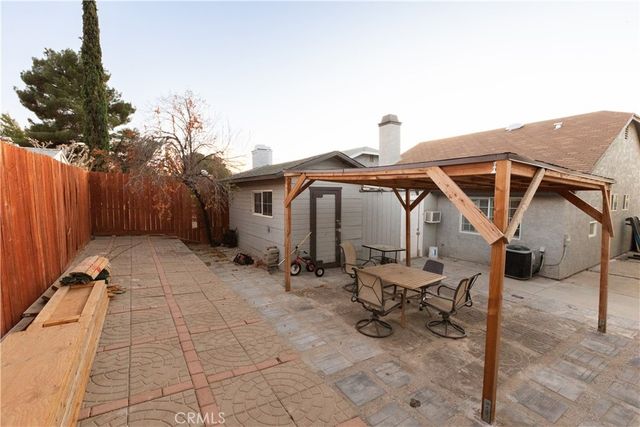 37630 12th Street E, Palmdale, CA 93550