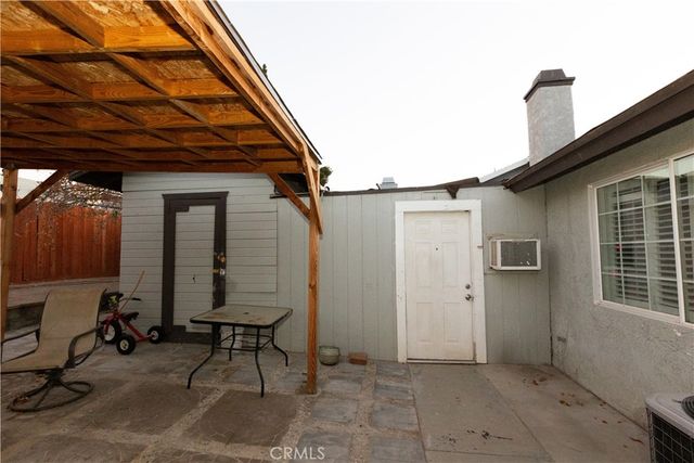 37630 12th Street E, Palmdale, CA 93550