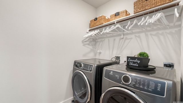 4015 Spirit Star Dr, Converse, TX 78109
