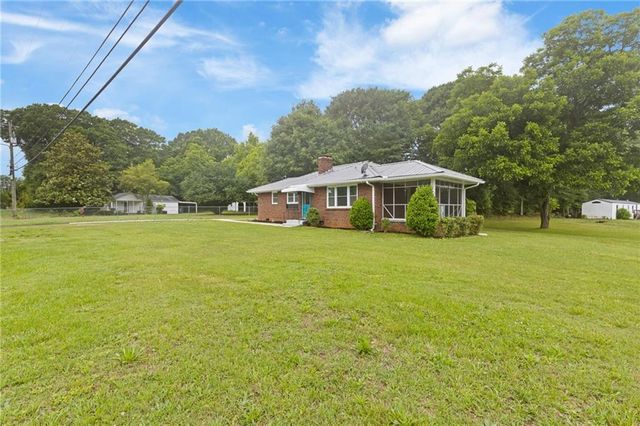 378 Highway 81, Loganville, GA 30054