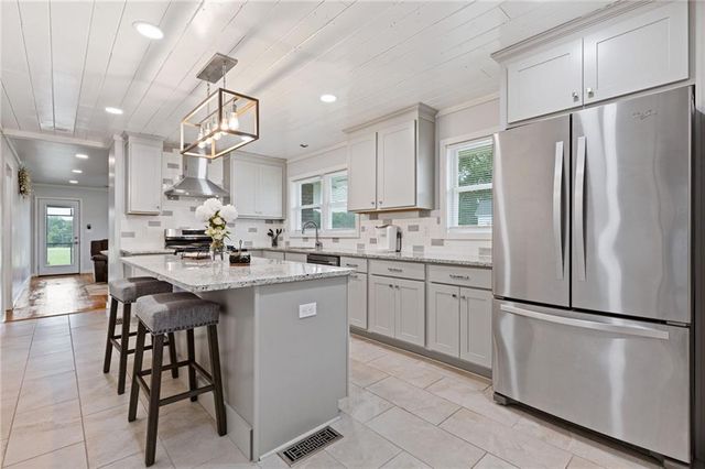 378 Highway 81, Loganville, GA 30054
