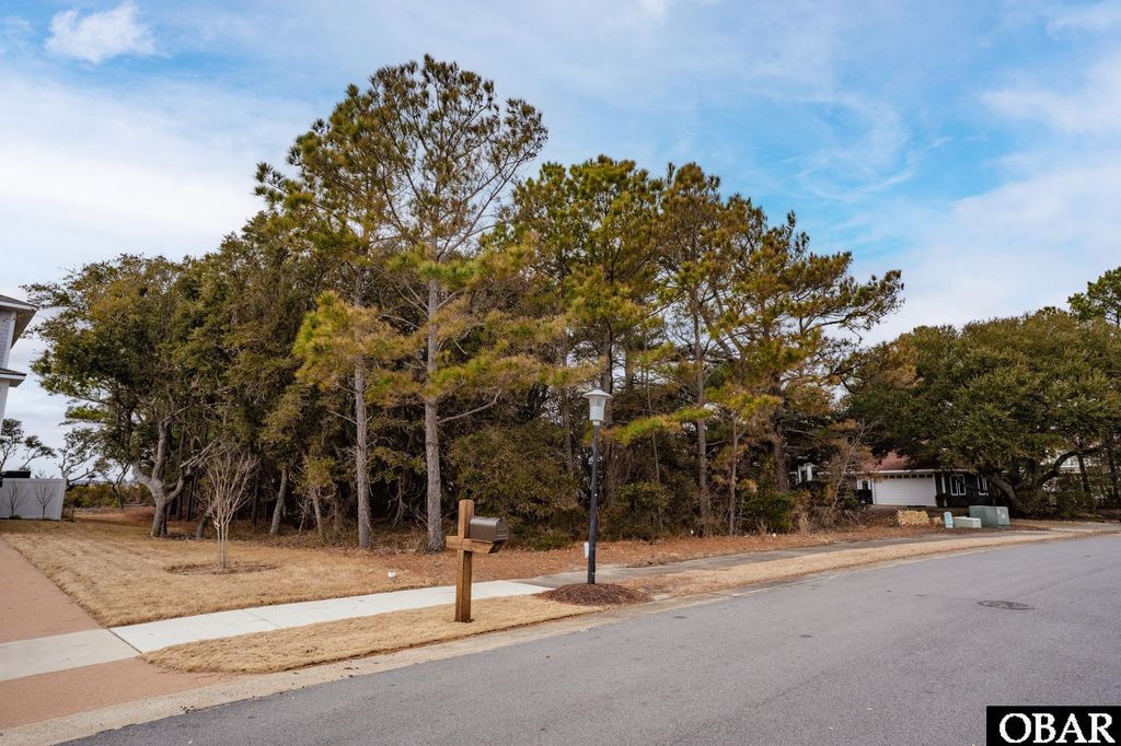 Image 1 of property listing at 772 Hunt Club Drive lot 321, Corolla, NC 27927