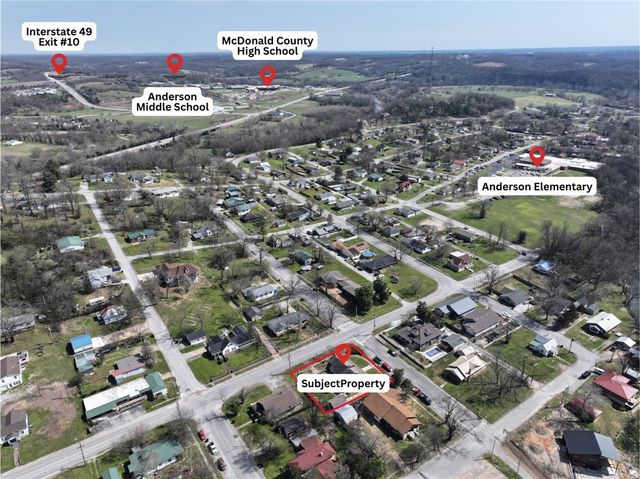 307 E Beaver Street, Anderson, MO 64831