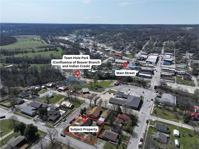 307 E Beaver Street, Anderson, MO 64831