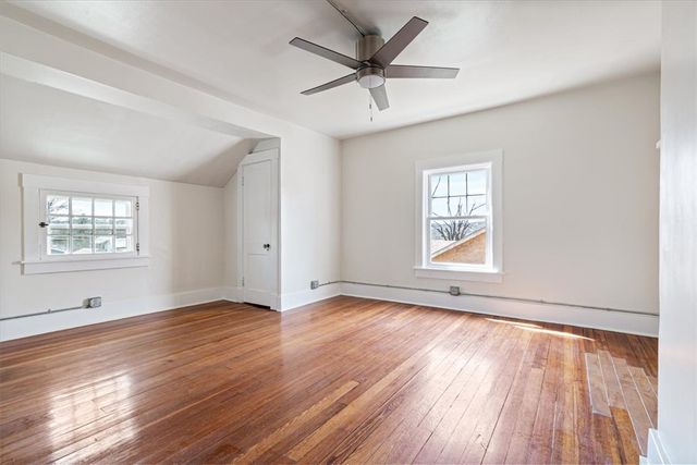 307 E Beaver Street, Anderson, MO 64831