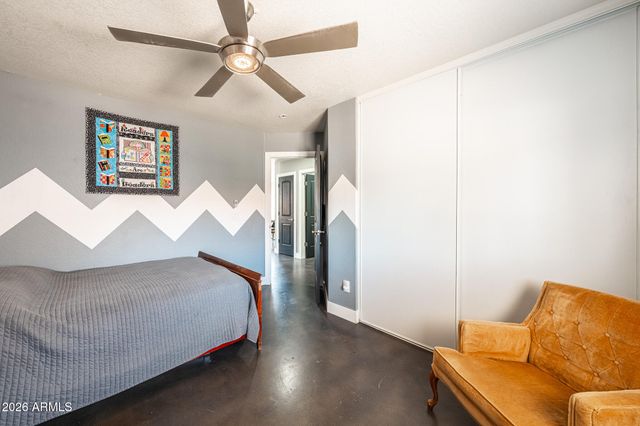 3113 W MARK Lane, Phoenix, AZ 85083