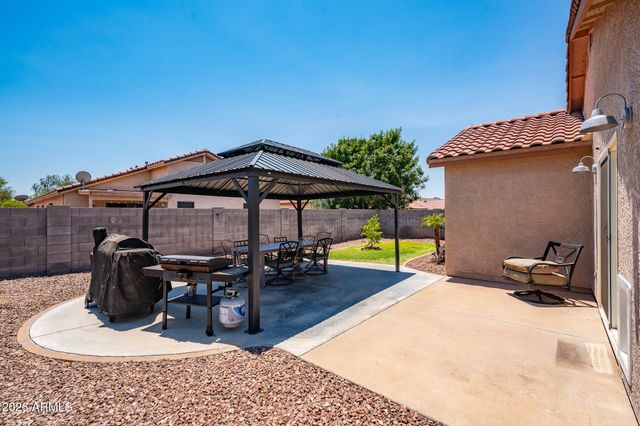 3113 W MARK Lane, Phoenix, AZ 85083