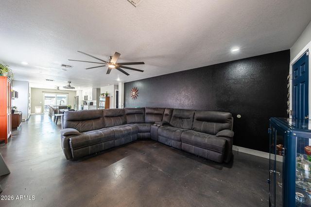 3113 W MARK Lane, Phoenix, AZ 85083