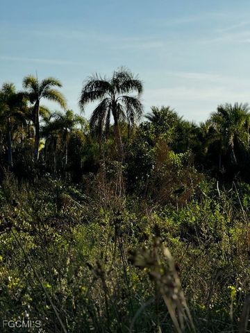 7465, 7448, 7421 Max DR, Bokeelia, FL 33922