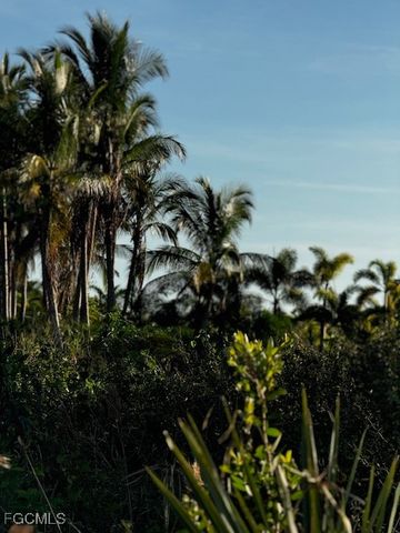 7465, 7448, 7421 Max DR, Bokeelia, FL 33922