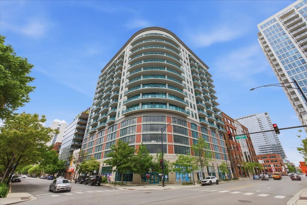 340 W SUPERIOR Street 1201, Chicago, IL 60654