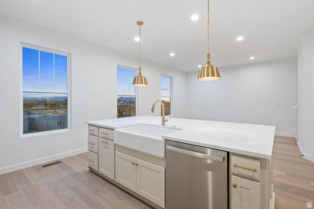 6611 W SOUTH JORDAN PKWY, South Jordan, UT 84009