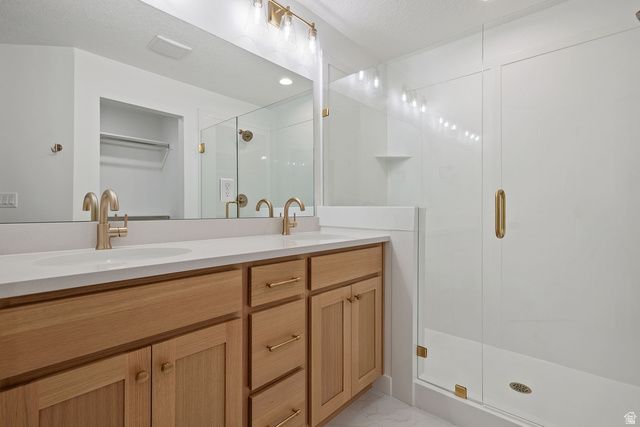 6611 W SOUTH JORDAN PKWY, South Jordan, UT 84009