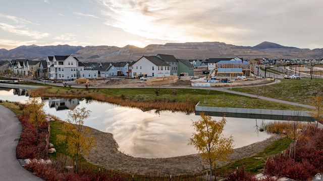 6611 W SOUTH JORDAN PKWY, South Jordan, UT 84009
