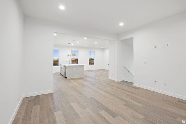 6611 W SOUTH JORDAN PKWY, South Jordan, UT 84009