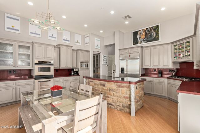 41925 N BACK CREEK Court, Anthem, AZ 85086