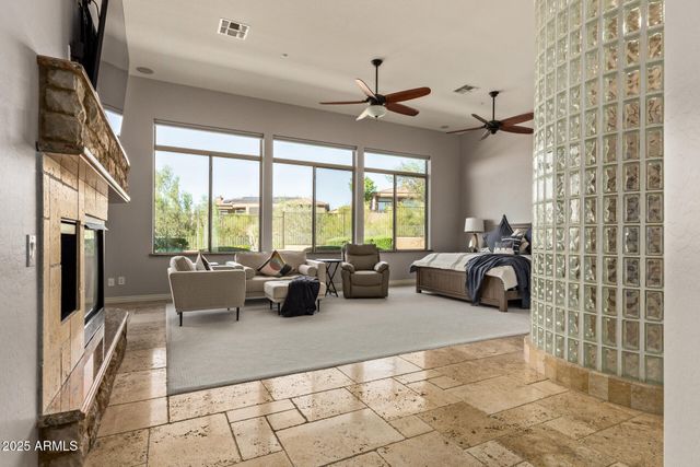 41925 N BACK CREEK Court, Anthem, AZ 85086