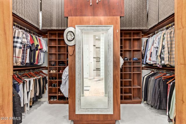 41925 N BACK CREEK Court, Anthem, AZ 85086