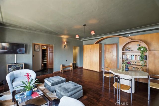 800 E Ocean 1006, Long Beach, CA 90802