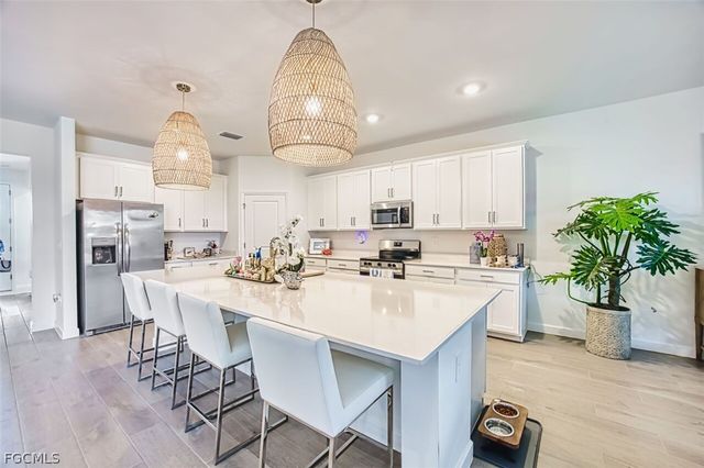 10903 Timber Creek DR, Fort Myers, FL 33913