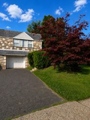 60 HAMILTON ST., Lansdale, PA 19446