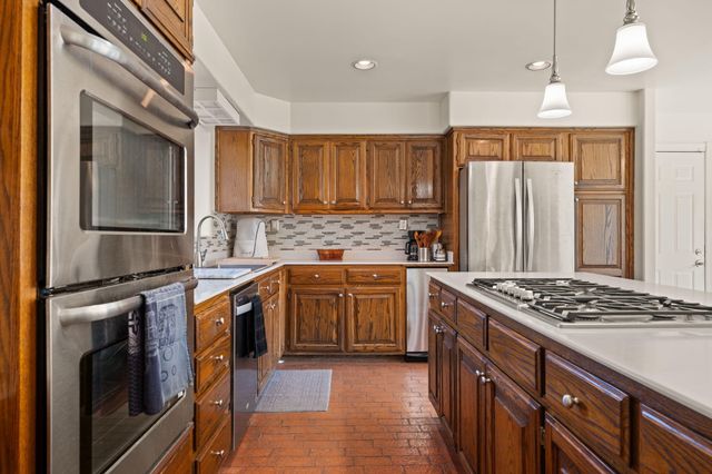 2309 Calle De Real NW, Albuquerque, NM 87104