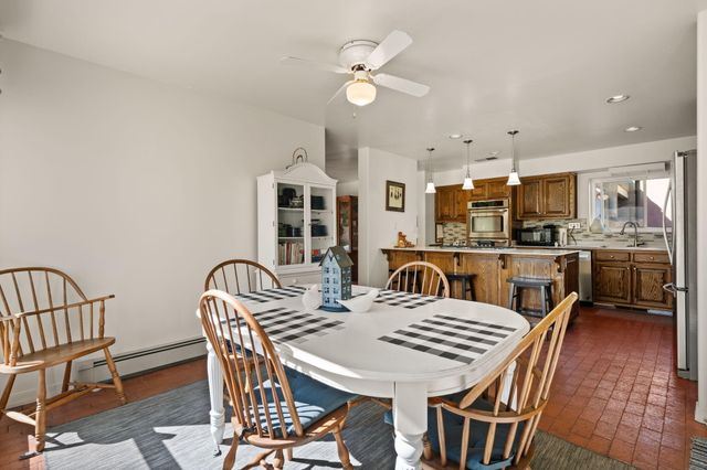 2309 Calle De Real NW, Albuquerque, NM 87104