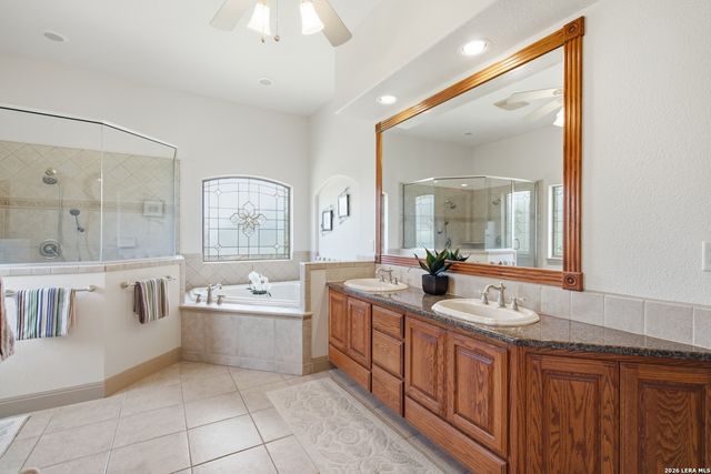 30330 SADDLERIDGE DR, Bulverde, TX 78163