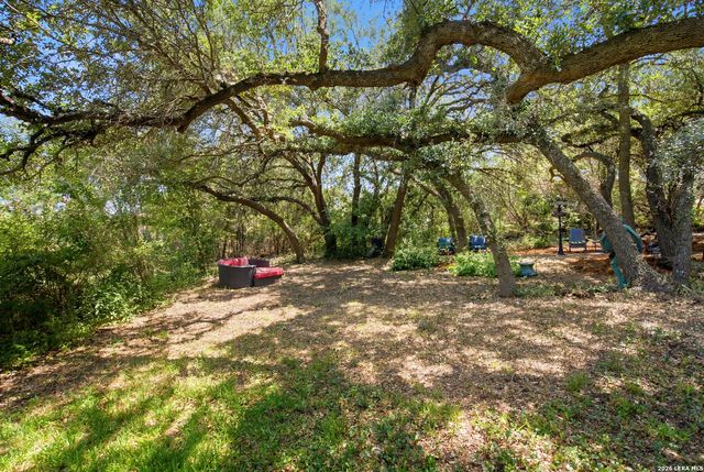 30330 SADDLERIDGE DR, Bulverde, TX 78163