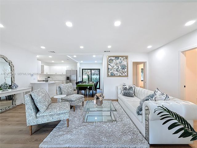 3521 SW 58th Ct, Miami, FL 33155