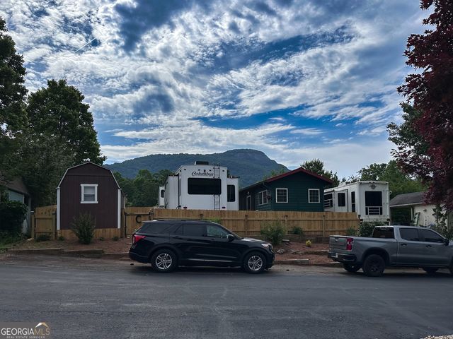 68 Nomad Trail, Cleveland, GA 30528