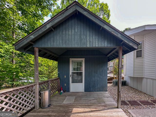 68 Nomad Trail, Cleveland, GA 30528
