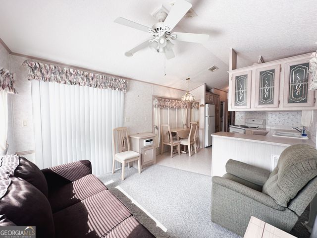 68 Nomad Trail, Cleveland, GA 30528