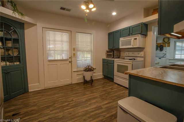 408 Gray Lane, Colfax, NC 27235