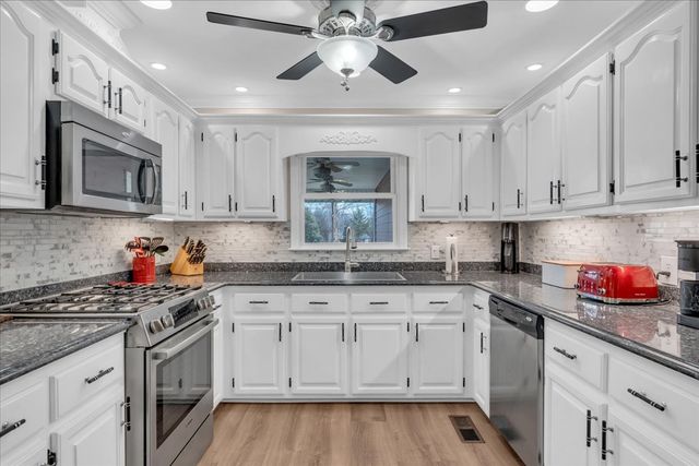 1119 Sparta Hwy, Smithville, TN 37166