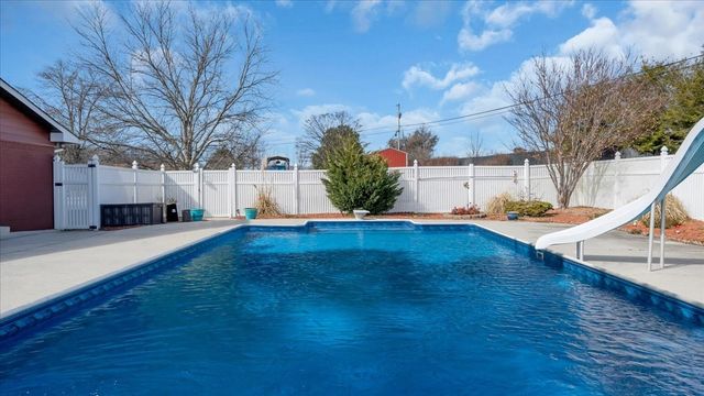 1119 Sparta Hwy, Smithville, TN 37166