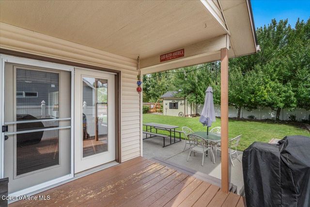 2324 N MACKENZIE DR, Post Falls, ID 83854