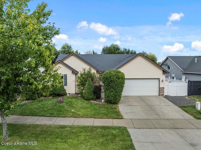 2324 N MACKENZIE DR, Post Falls, ID 83854