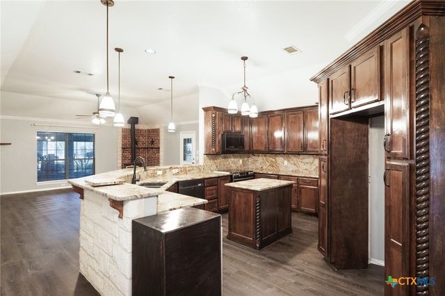 2600 Pecan Creek Road, Killeen, TX 76549