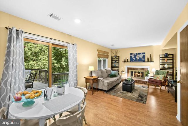 11822 RUTHERFORD DR, Fredericksburg, VA 22407