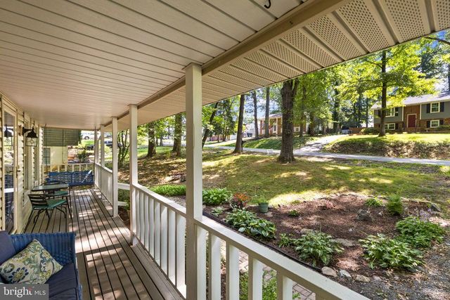 11822 RUTHERFORD DR, Fredericksburg, VA 22407