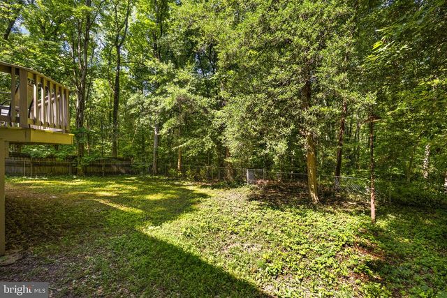 11822 RUTHERFORD DR, Fredericksburg, VA 22407