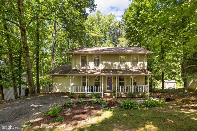 11822 RUTHERFORD DR, Fredericksburg, VA 22407