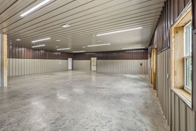 769 Echo Rd, Hartsville, TN 37074