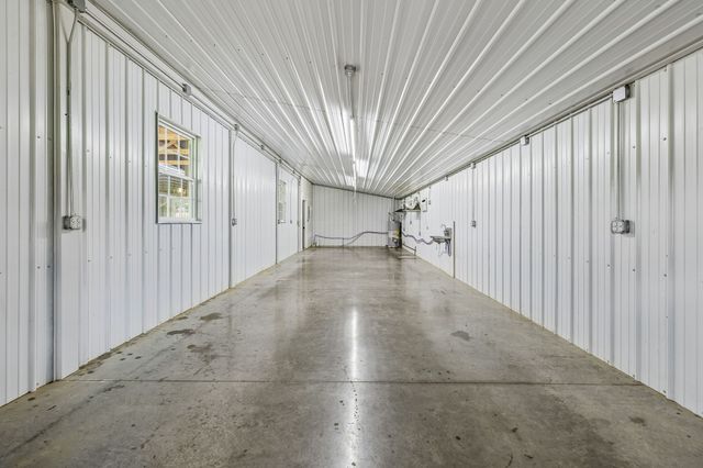 769 Echo Rd, Hartsville, TN 37074